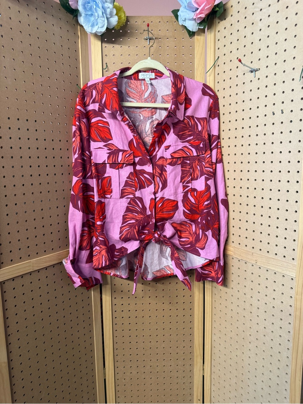 Sofia Jeans by Sofia Vergara (Large) Tropical Leaf Linen Tie Front Shirt